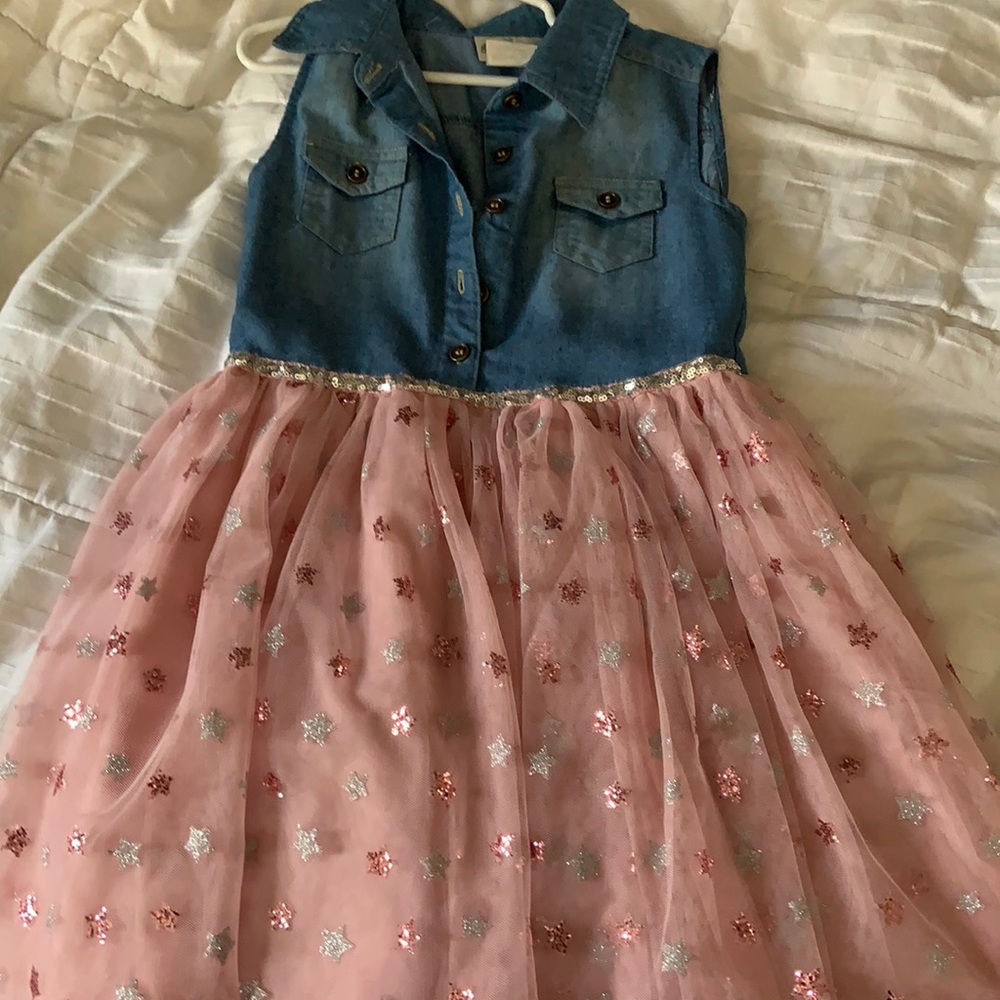 Girls dress size 8